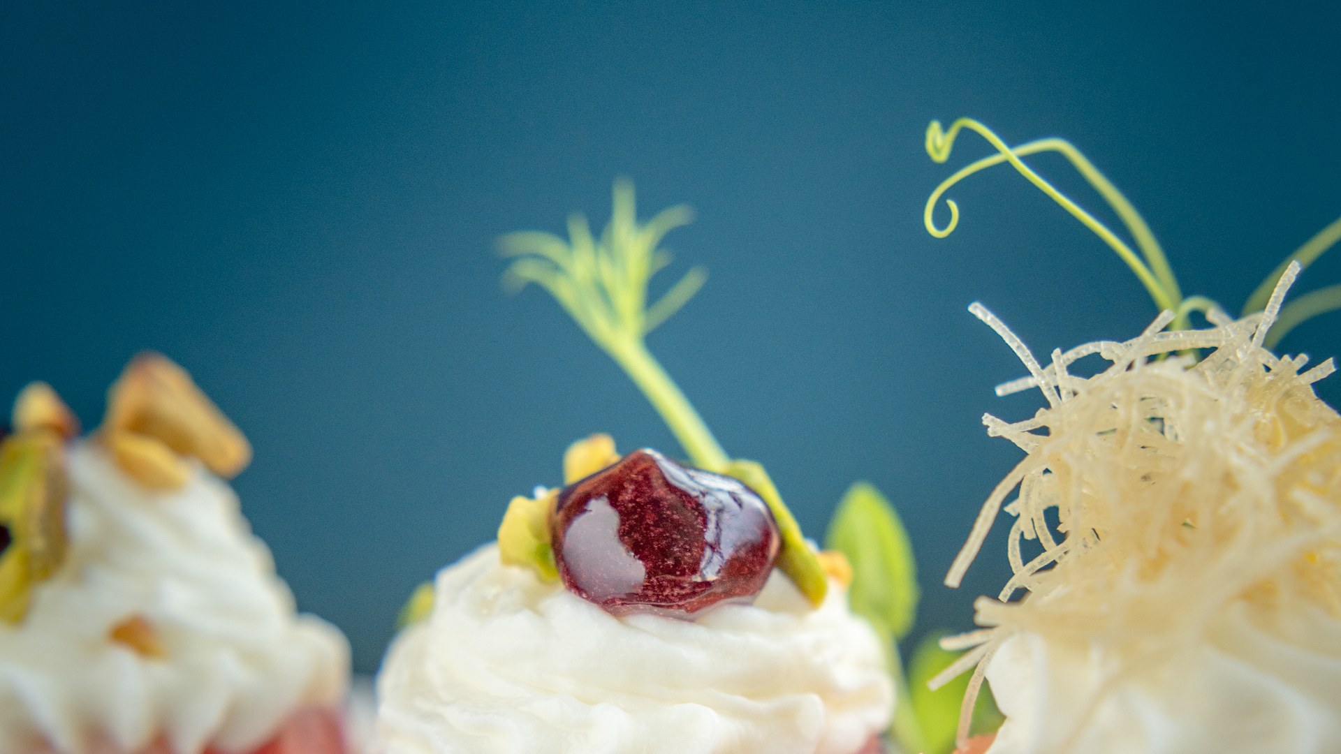 Tavolo apparecchiato per la formula all you can eat